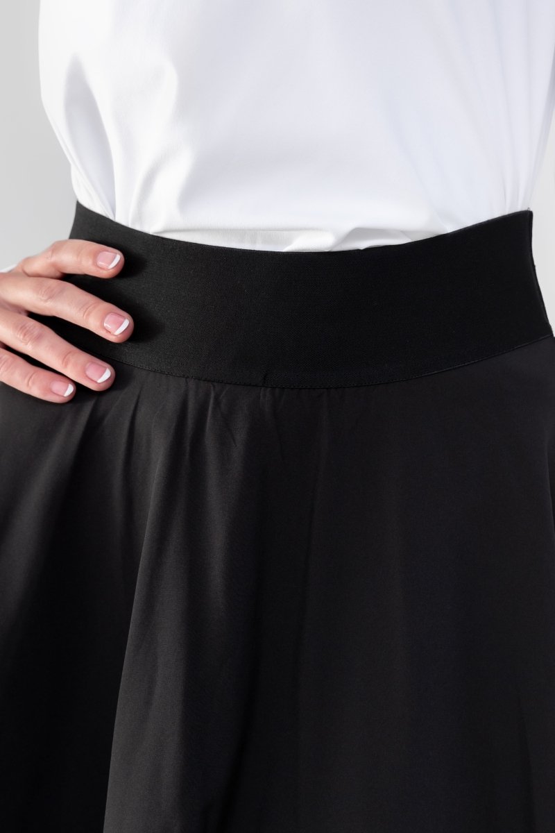 Ascend Skirt (Black) 27"